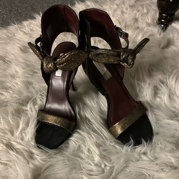 Brand new Report heels with a bow closure - Picture 2 of 6